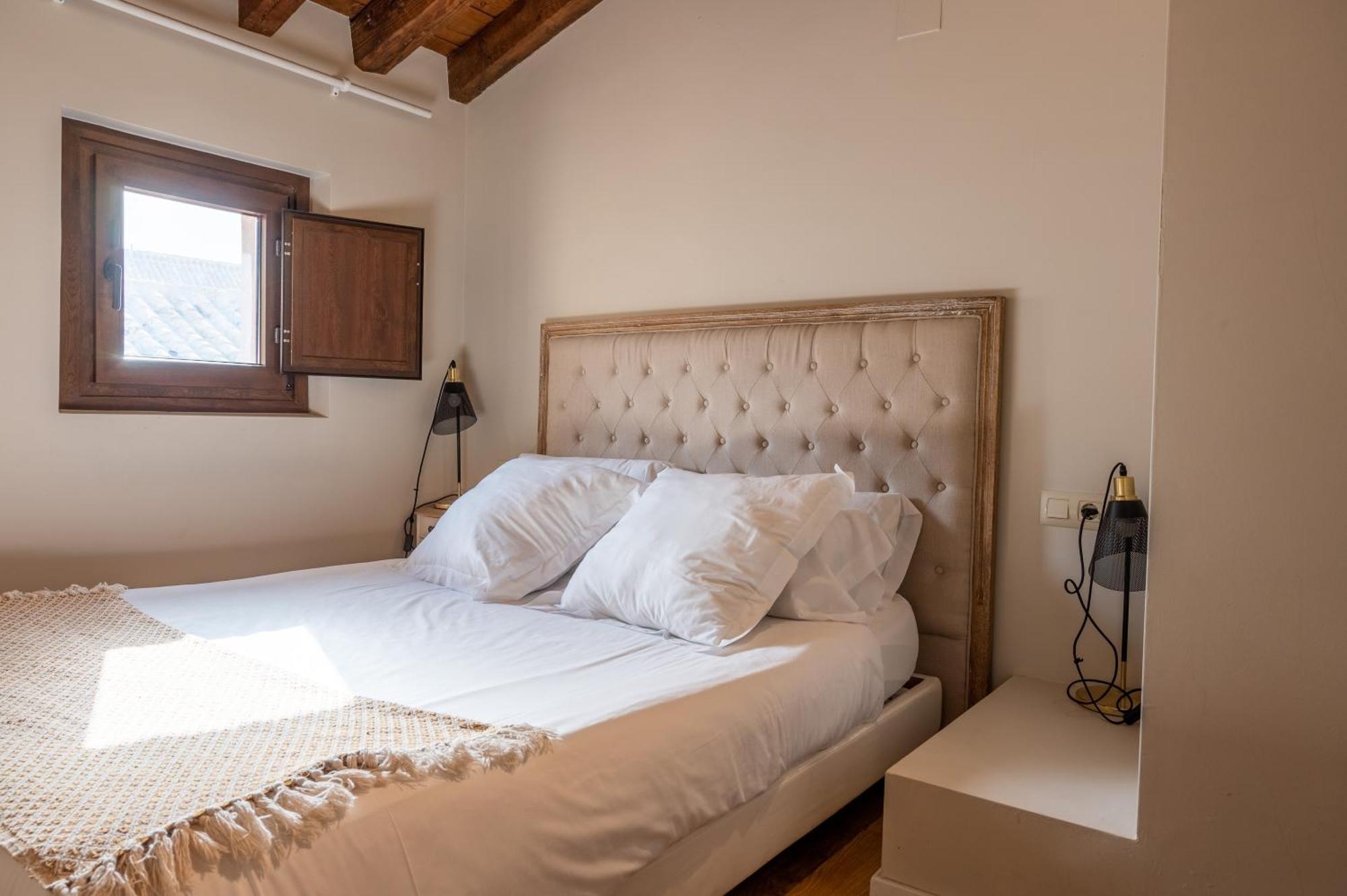 Apartamentos Santa Fe Toledo Exterior photo